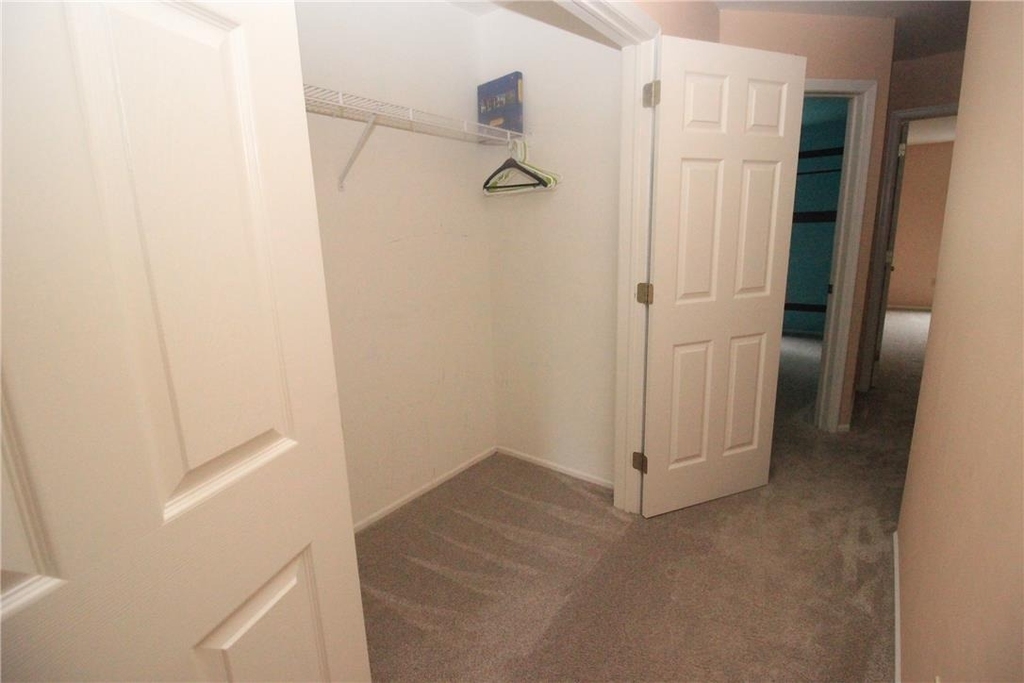 1703 Pinewind Drive - Photo 18