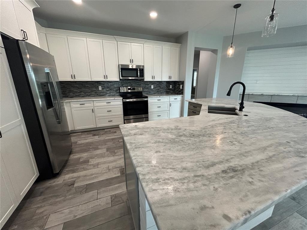 25427 Doredo Drive - Photo 9