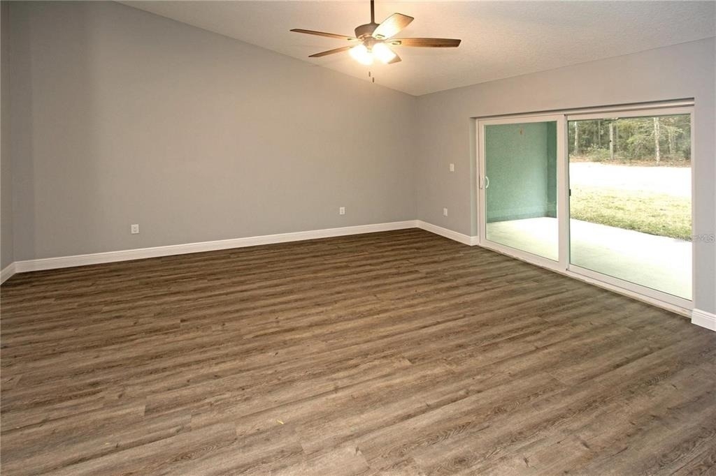 9342/9344 N Peachtree Way - Photo 10