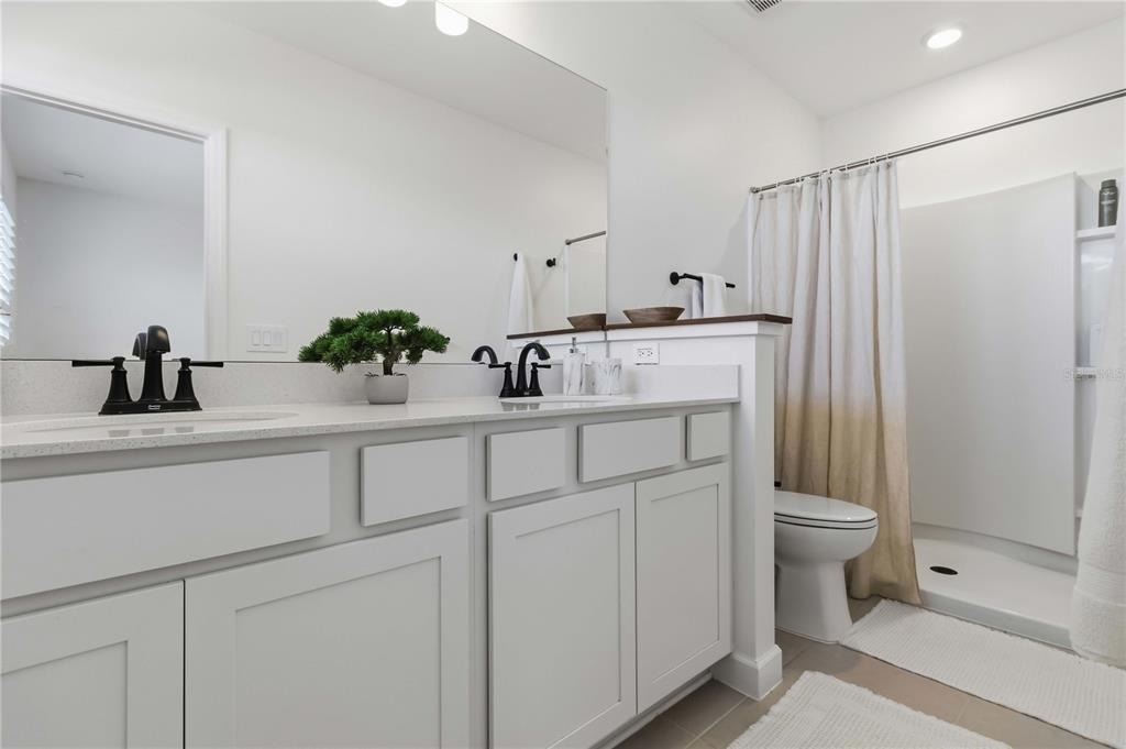 6404 Silverstar Drive - Photo 17