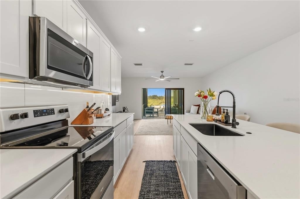 6404 Silverstar Drive - Photo 8