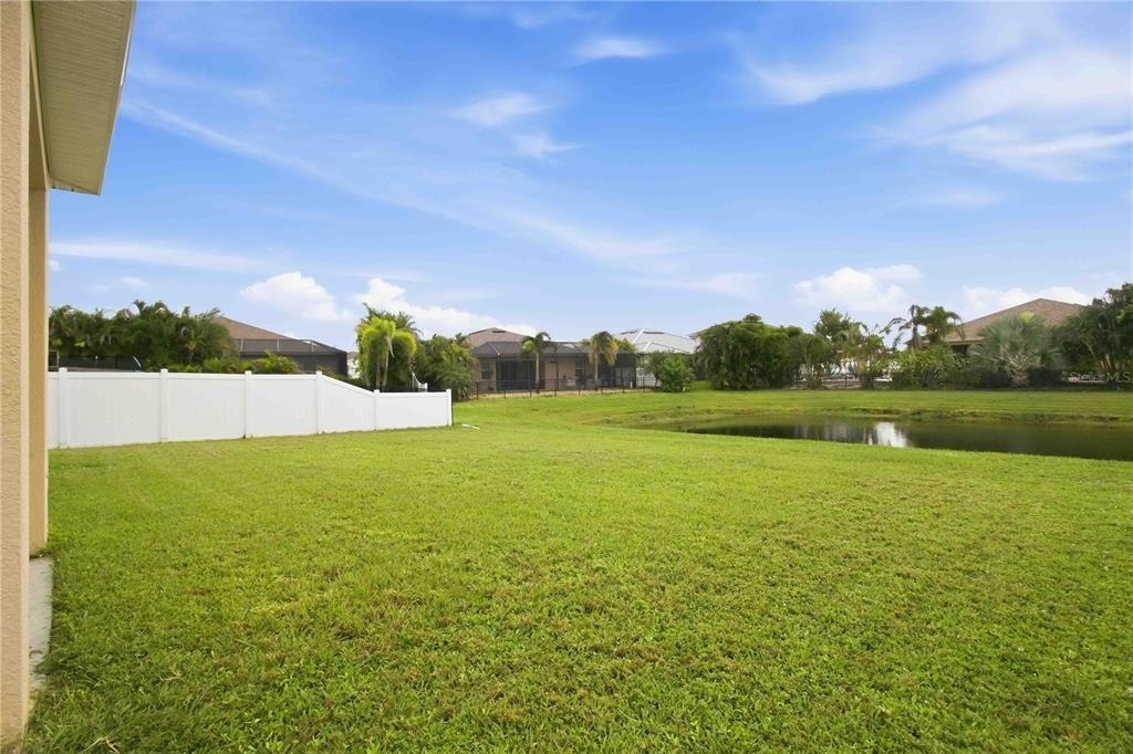 15630 Rose Grove Drive - Photo 33