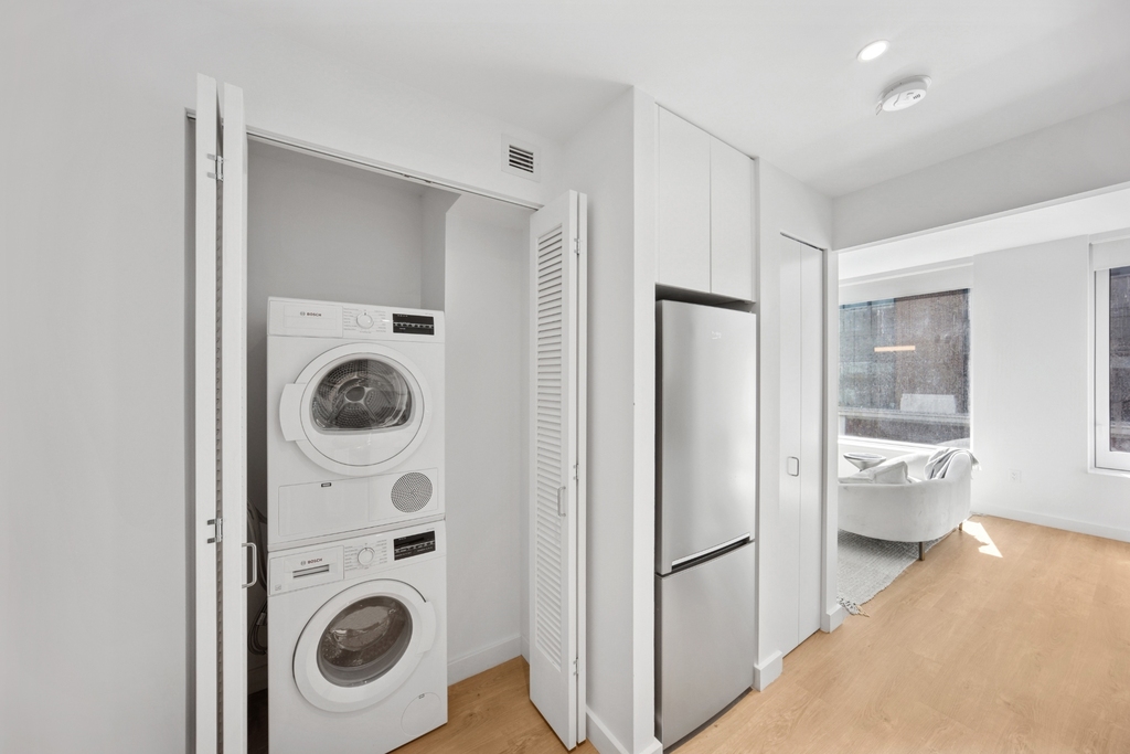 41-46 27th Street - Photo 1