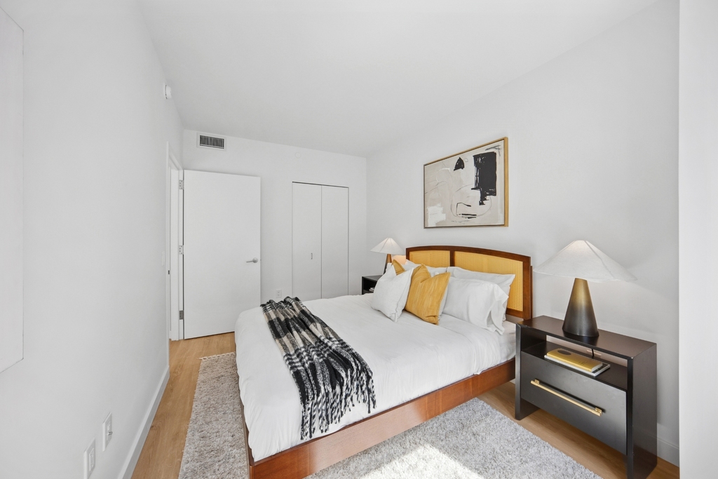 41-46 27th Street - Photo 4