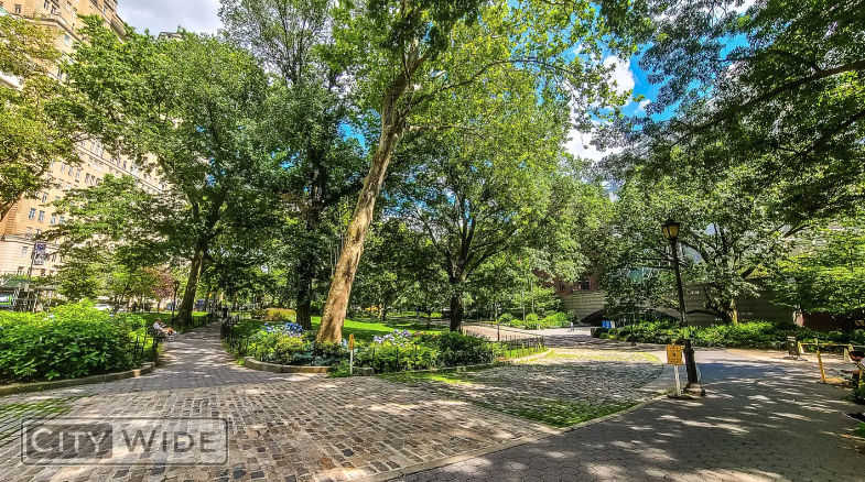 211 West 80th Street - Photo 4