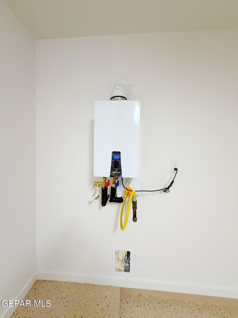 15164 Resolve Drive - Photo 9