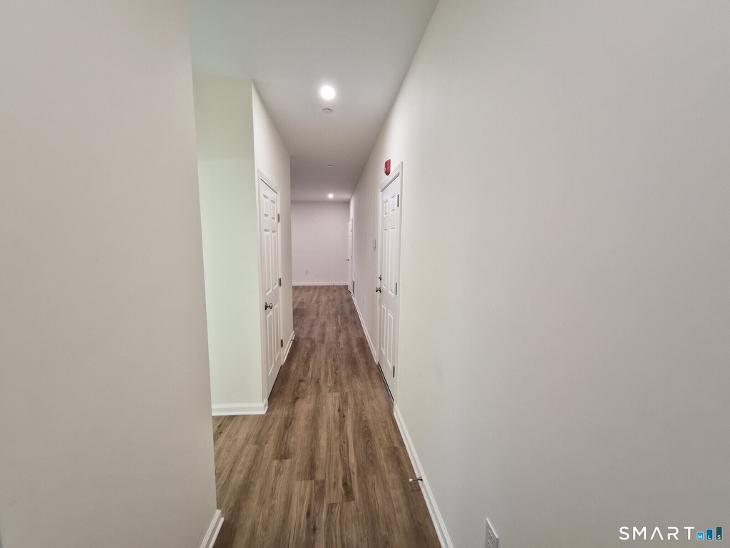 35 West Main Street - Photo 2