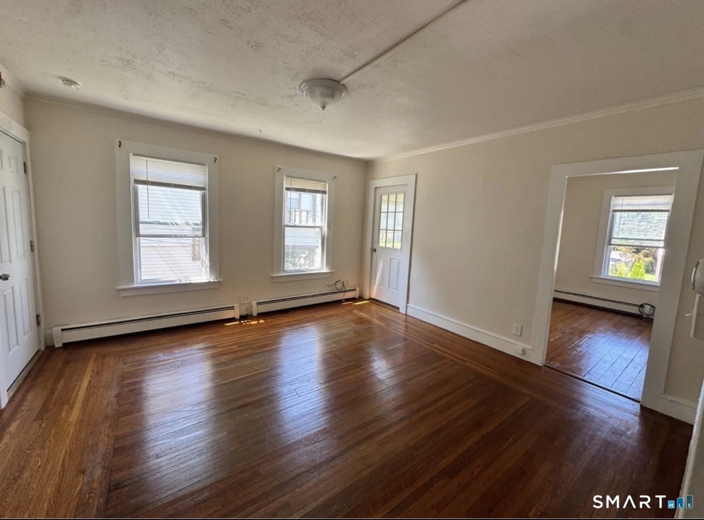 57 Rhodes Street - Photo 3
