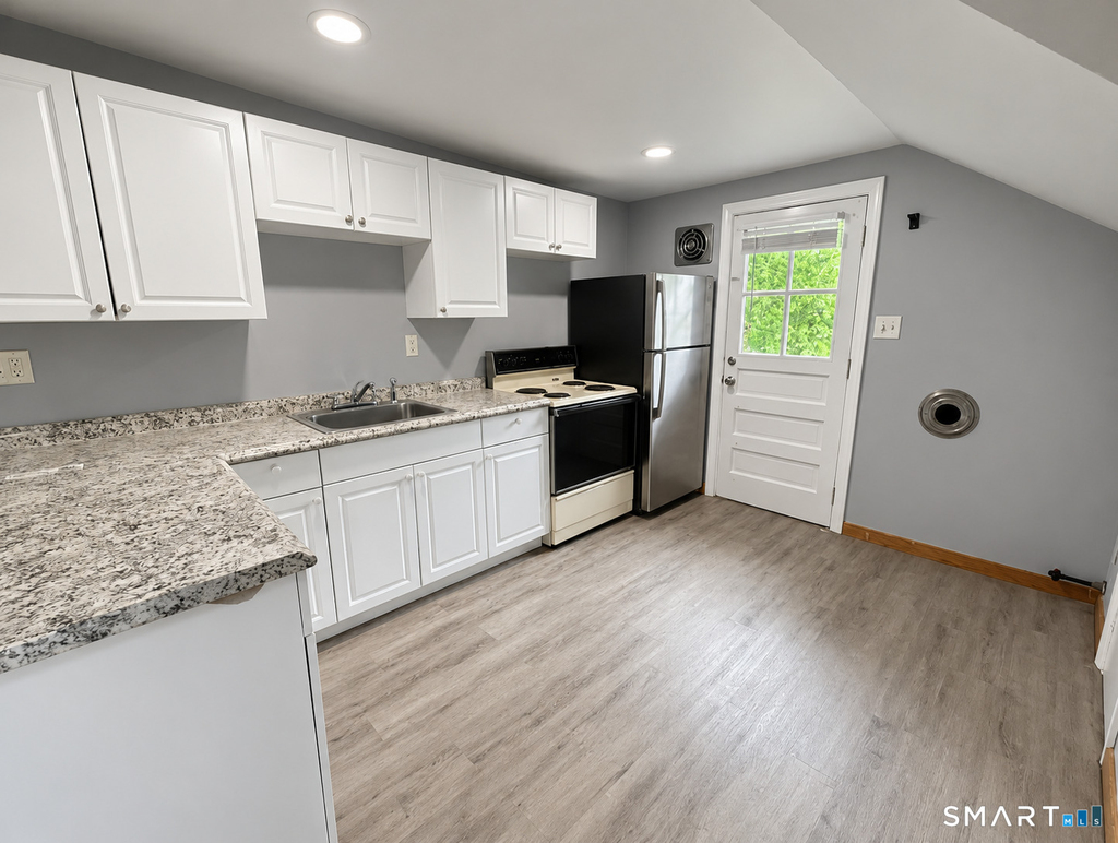 1268-2 Old Colony Road - Photo 1