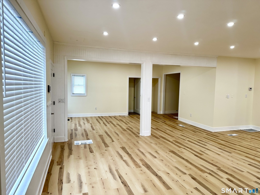 3848 Whitney Avenue - Photo 7