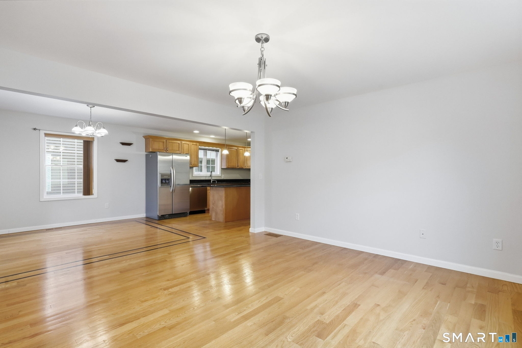 134 Golden Hill Street - Photo 7