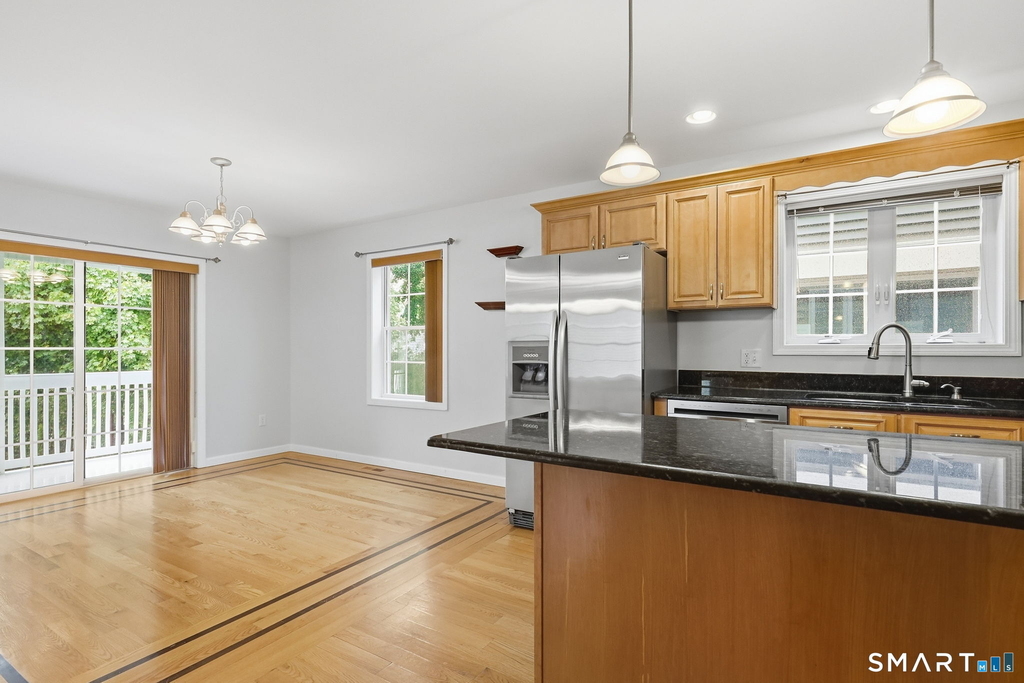 134 Golden Hill Street - Photo 1