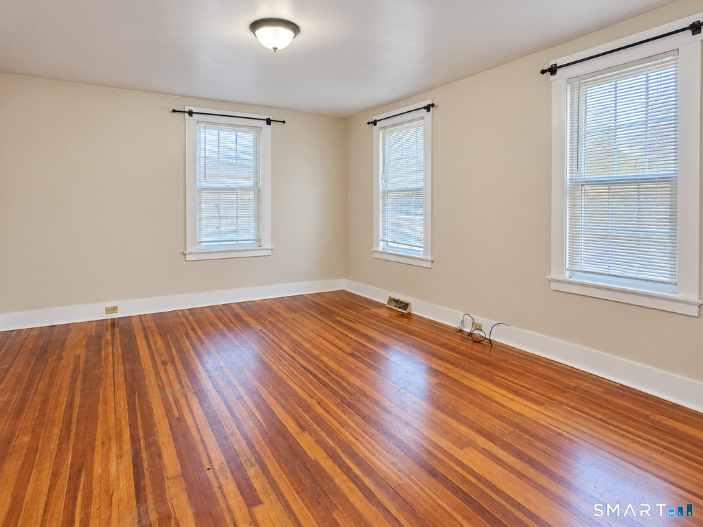168 Cooper Hill Street - Photo 3