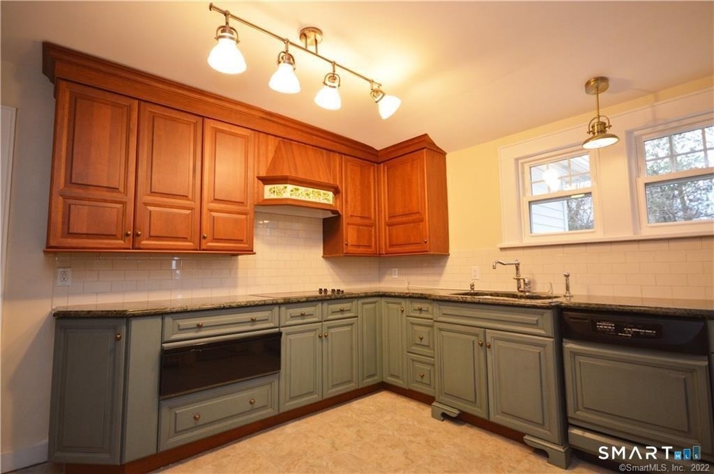86 Main Street - Photo 6
