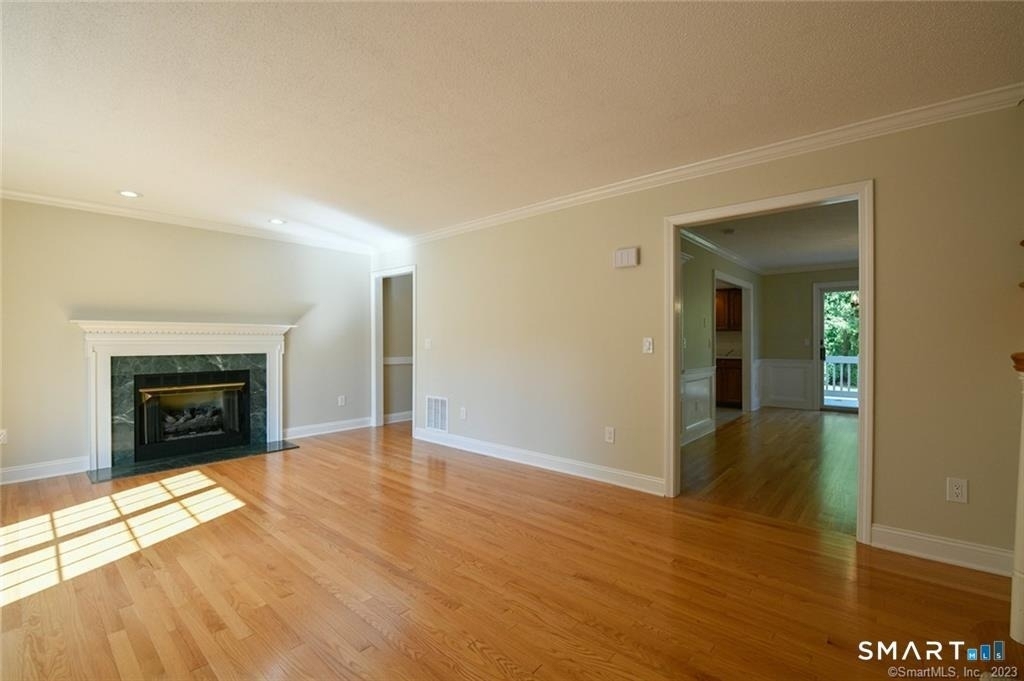16 Harold Road - Photo 4