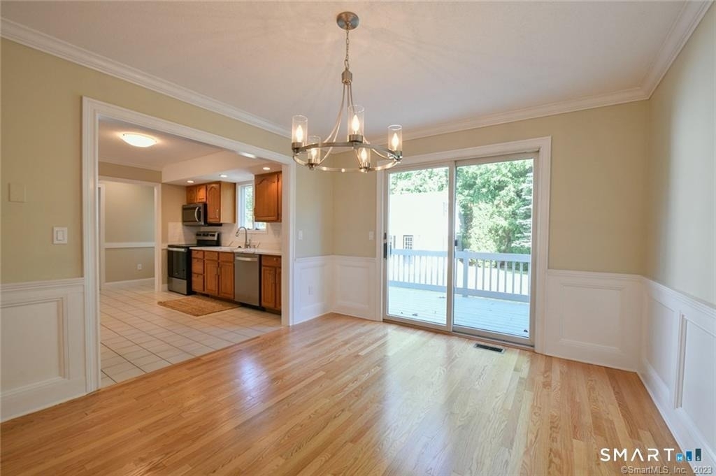 16 Harold Road - Photo 10