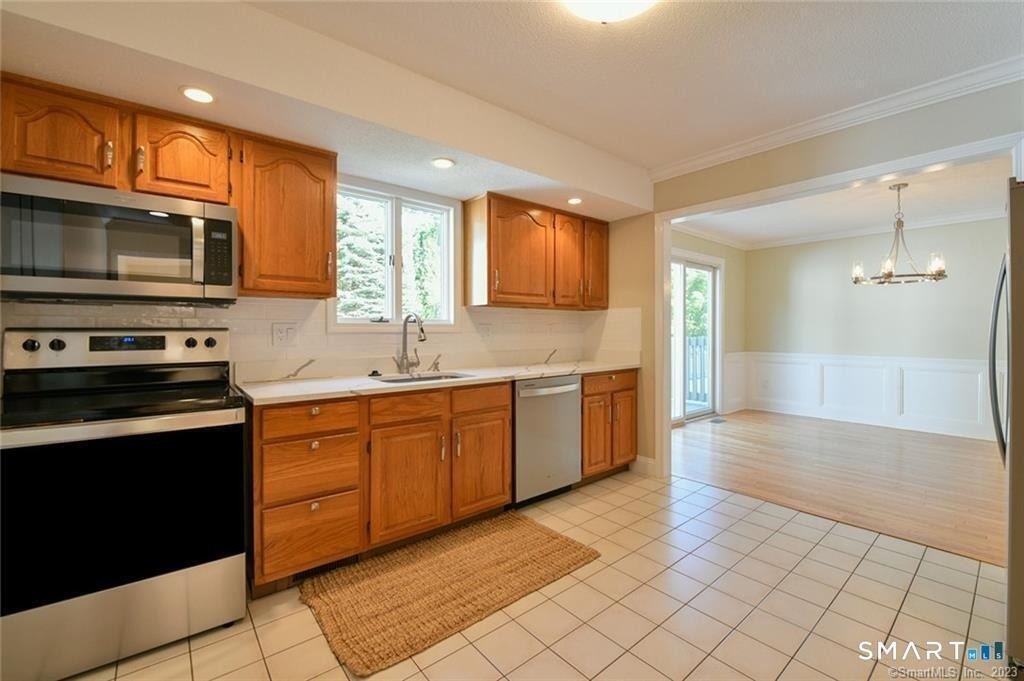 16 Harold Road - Photo 13