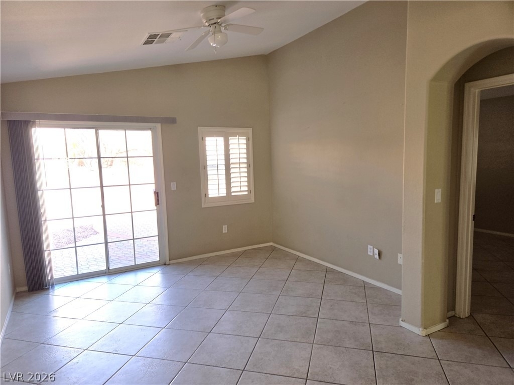 11008 Linden Leaf Avenue - Photo 3
