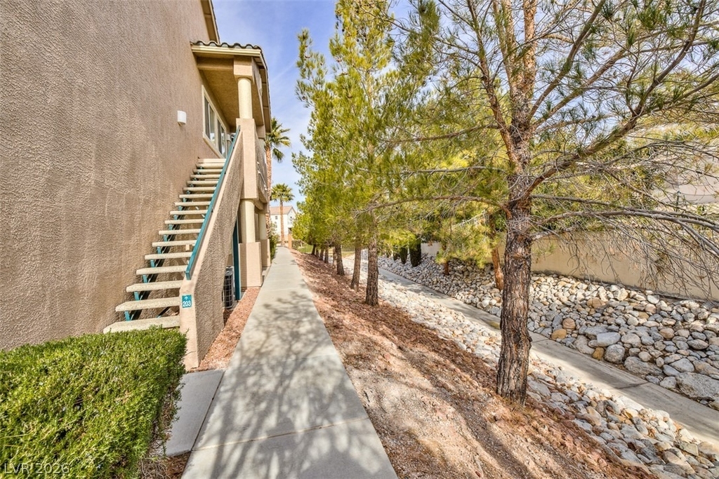 2000 Quartz Cliff Street - Photo 1