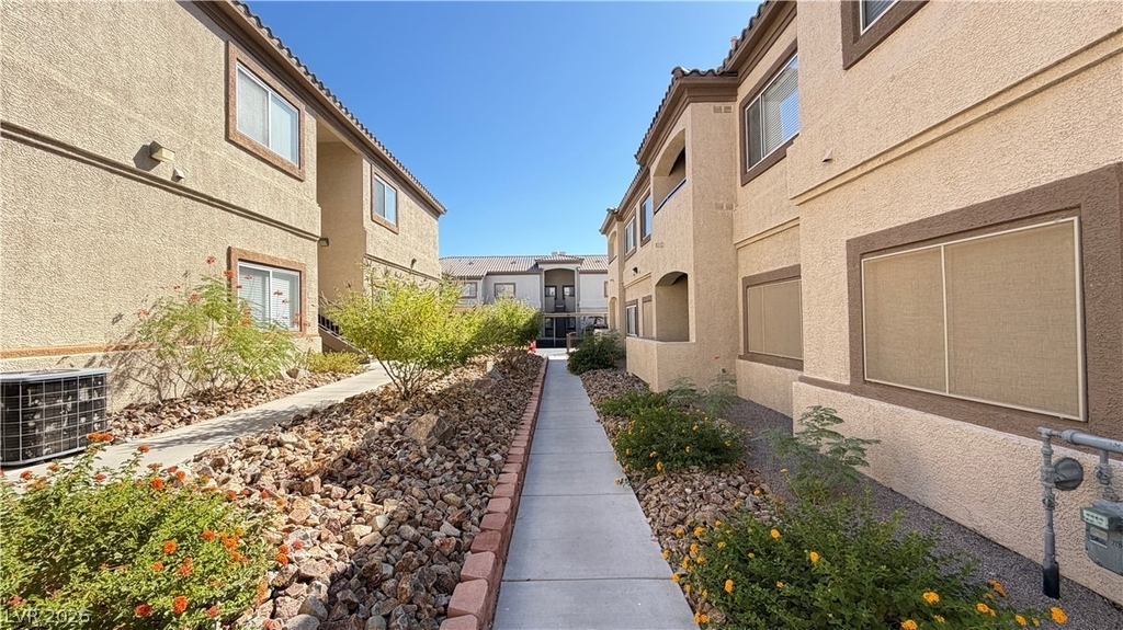 8725 Flamingo Road - Photo 14
