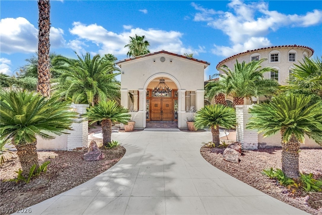 1250 Shadow Lane - Photo 0