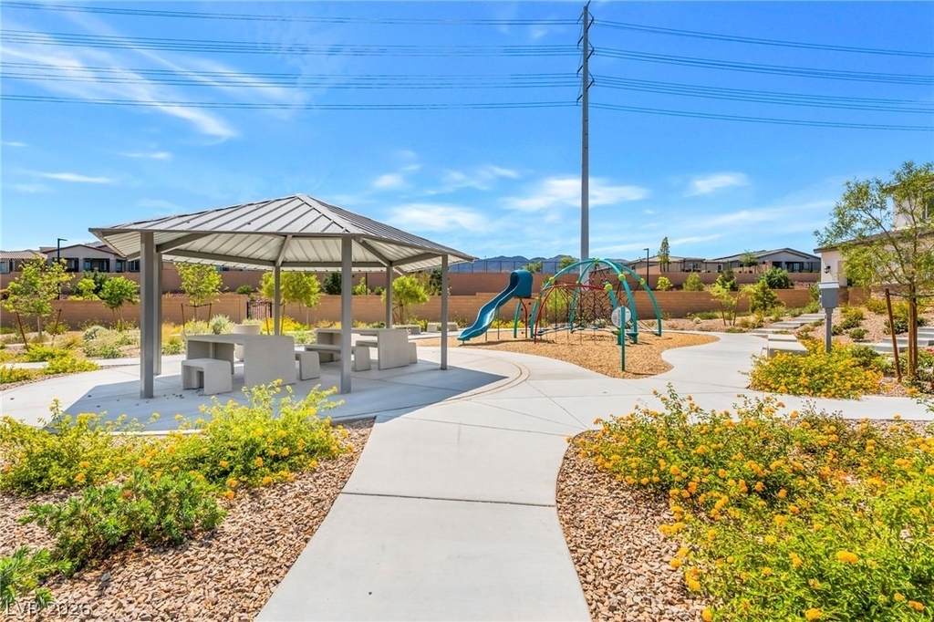 6252 Foxes Dale Street - Photo 32