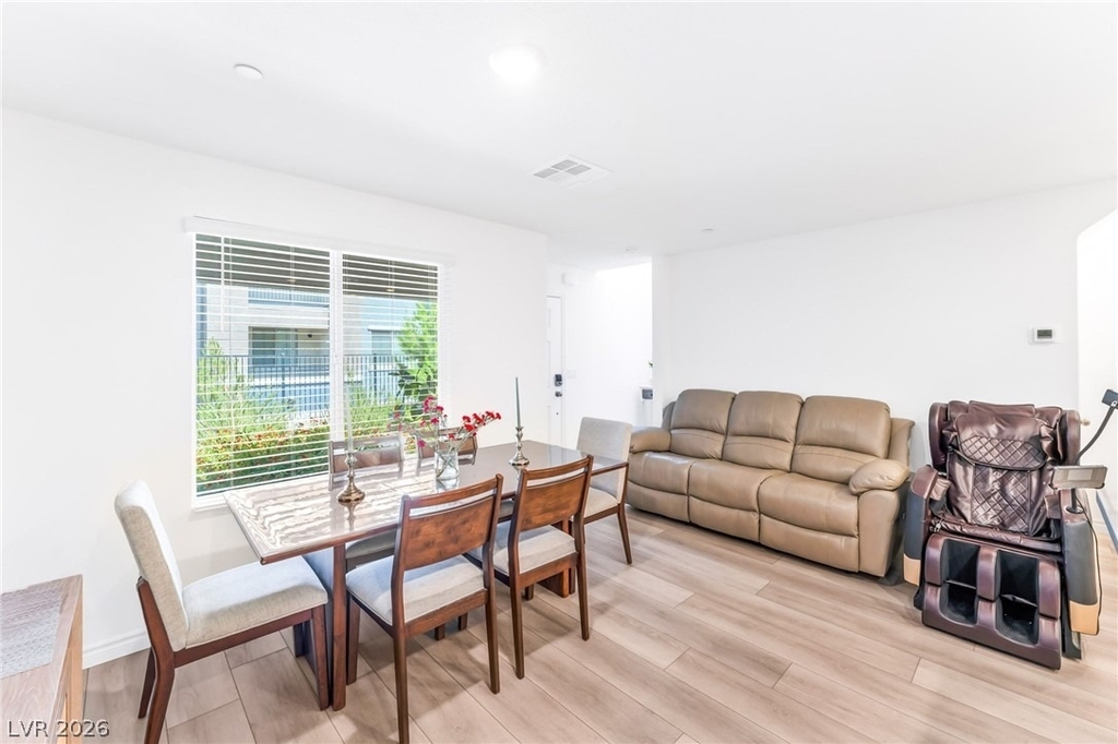 6252 Foxes Dale Street - Photo 6
