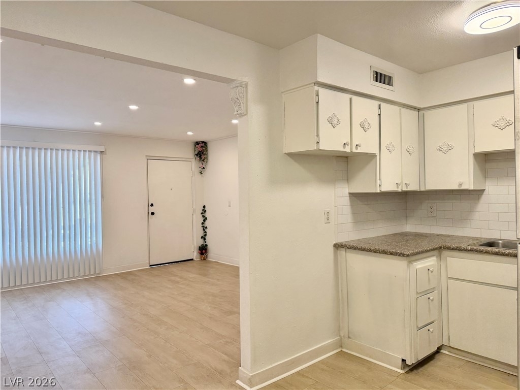 575 S Royal Crest Circle - Photo 16