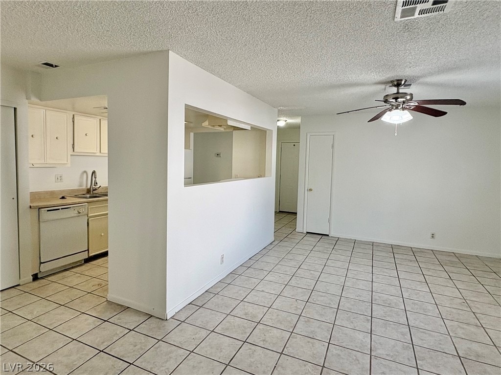 1625 Crest Haven Avenue - Photo 2