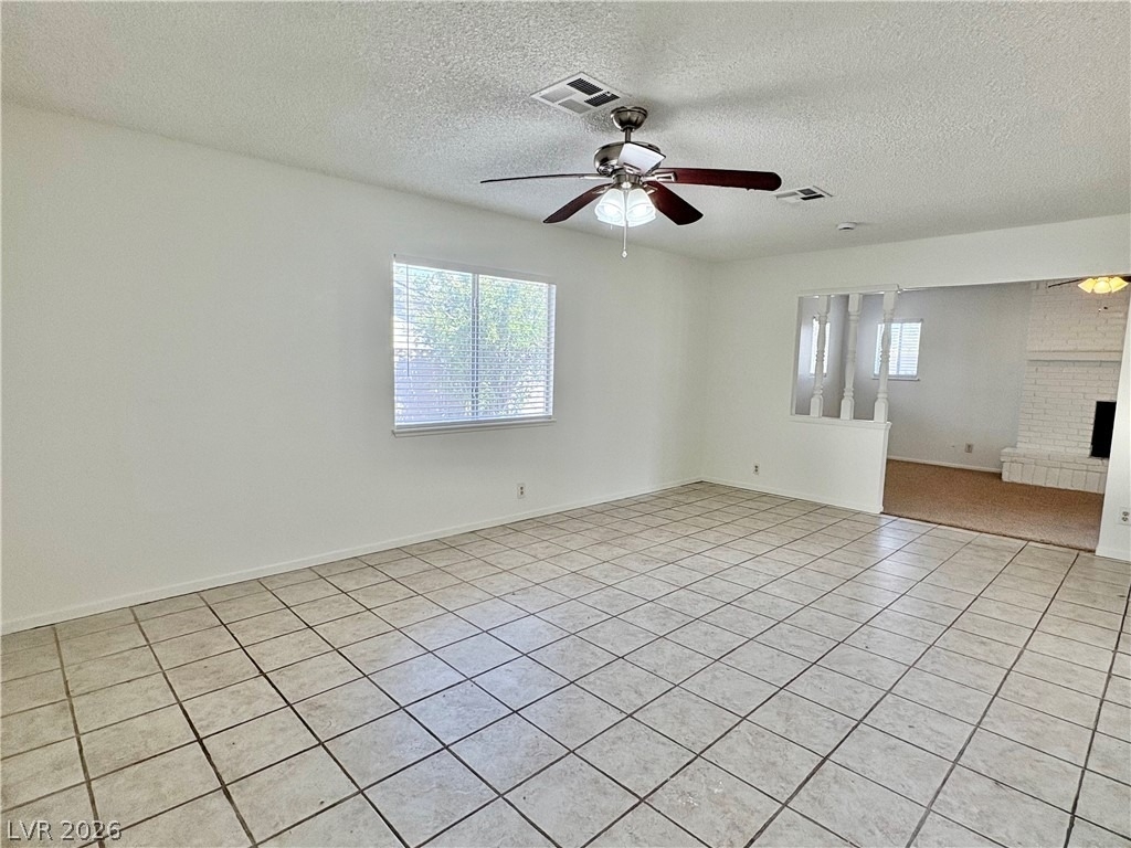 1625 Crest Haven Avenue - Photo 3