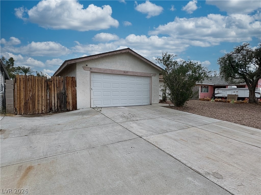 1625 Crest Haven Avenue - Photo 0