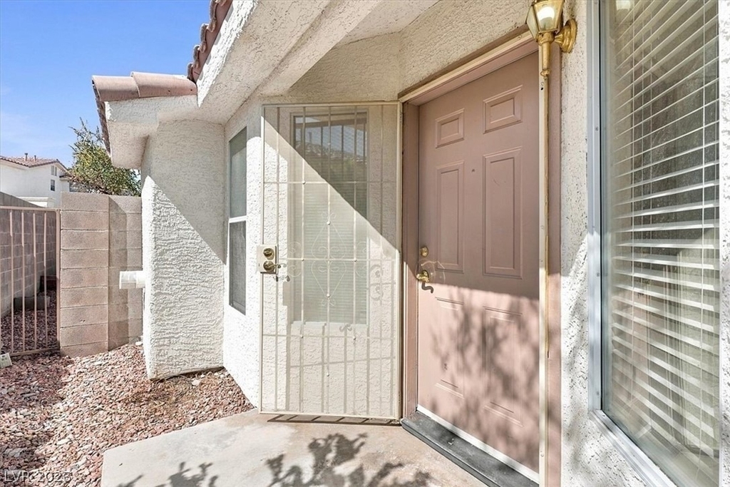 8104 Pursuit Court - Photo 2