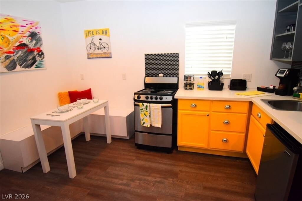 308 S 10th Street - Photo 3