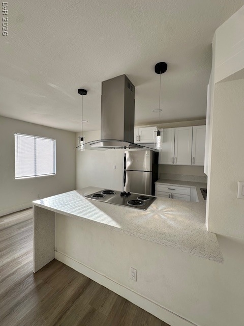 2121 Oceanus Lane - Photo 0