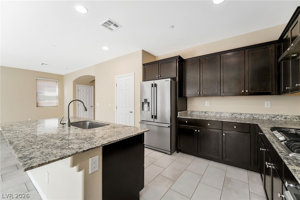 2915 Caxton Grove Drive - Photo 8