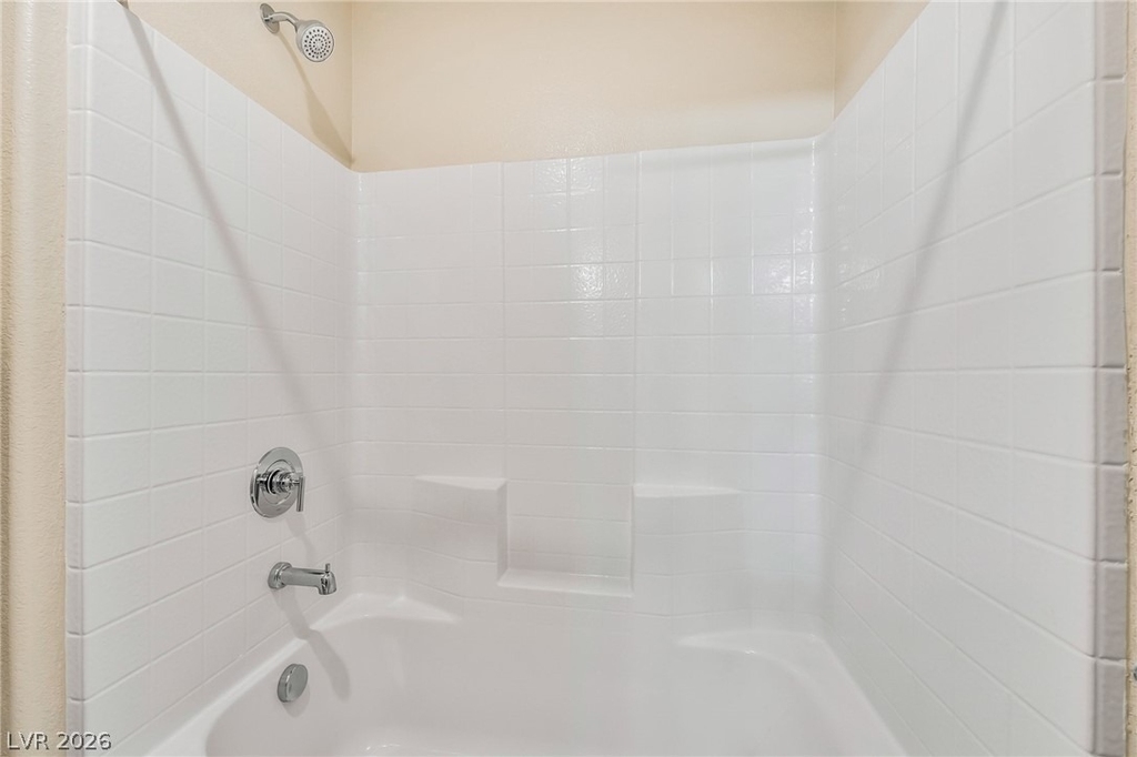 2915 Caxton Grove Drive - Photo 18