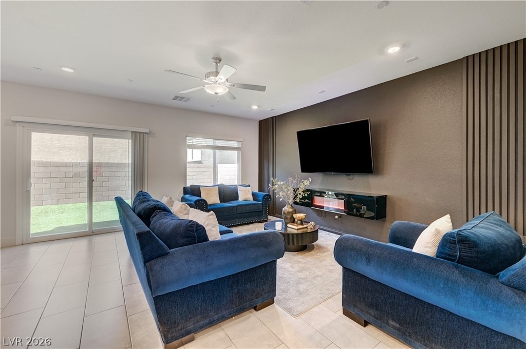 10760 Hickam Avenue - Photo 10
