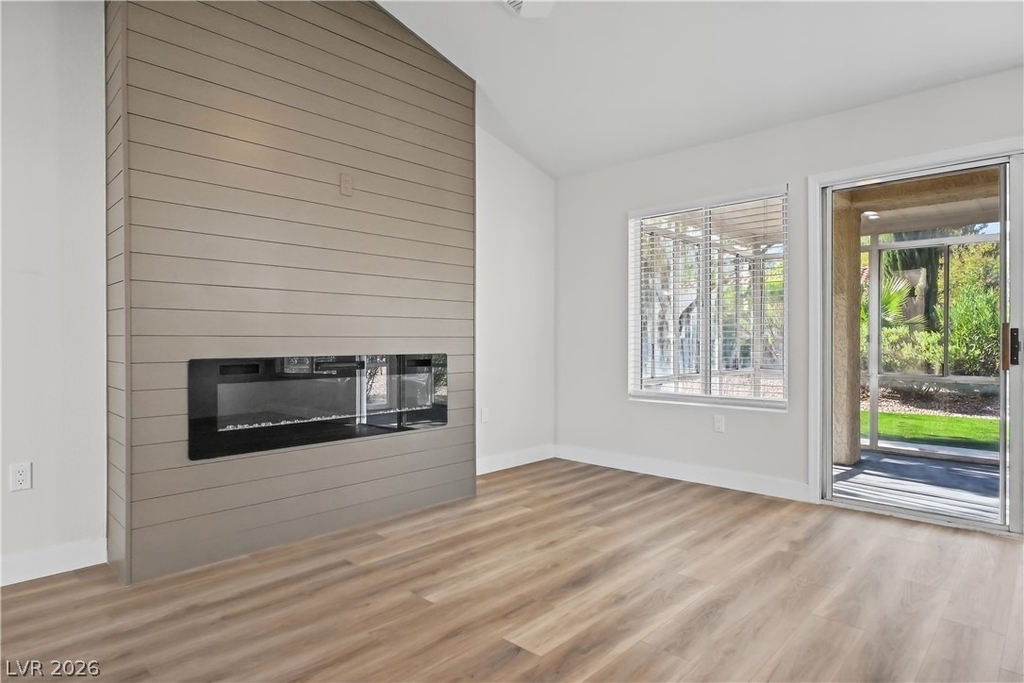 9009 Signal Terrace Drive - Photo 12