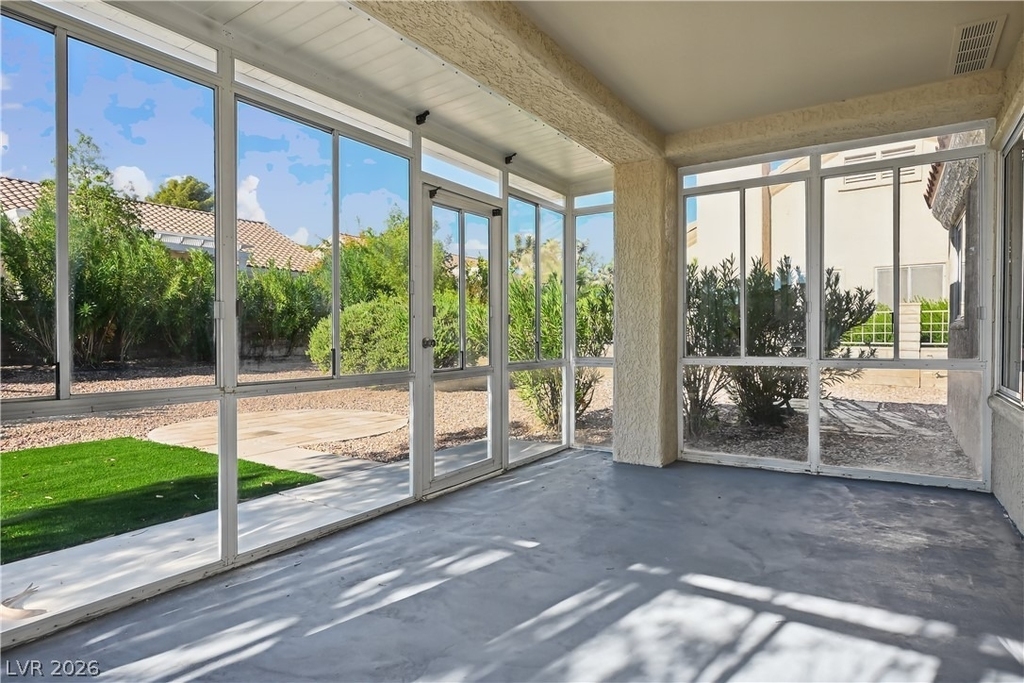 9009 Signal Terrace Drive - Photo 22