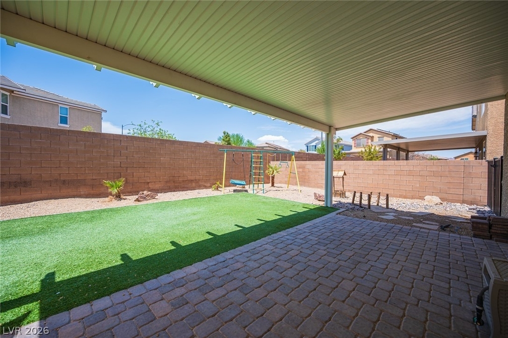 1069 Water Cove Street - Photo 5