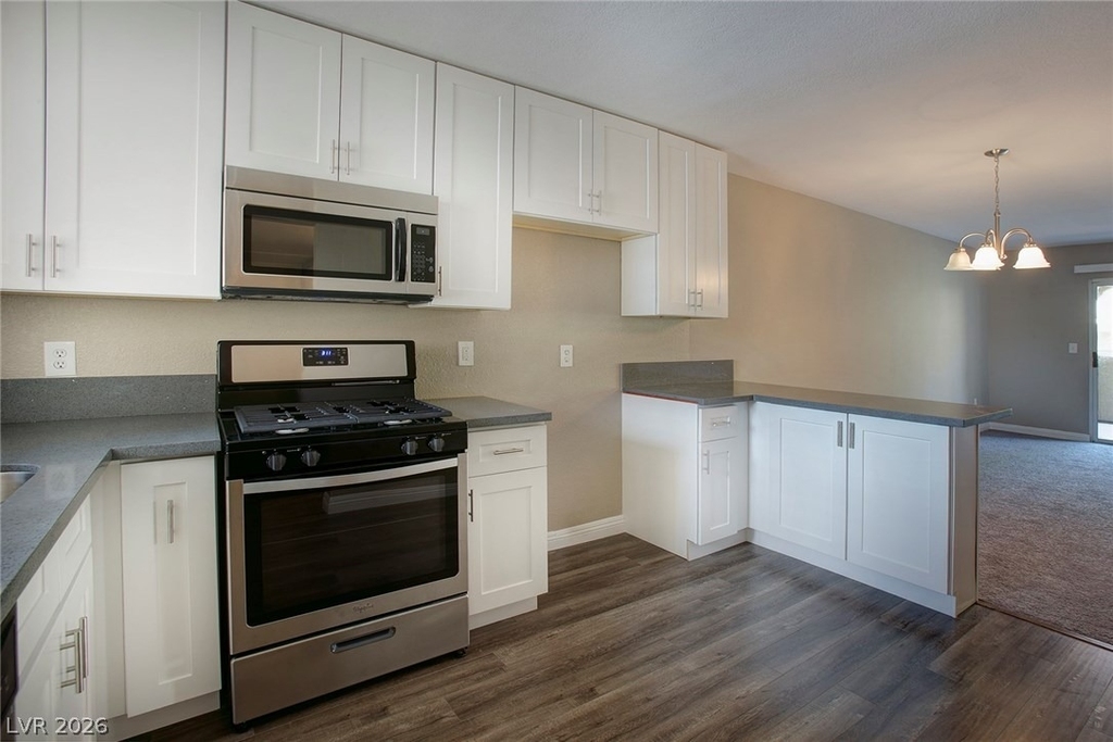 1908 Tierra Vista Drive - Photo 3