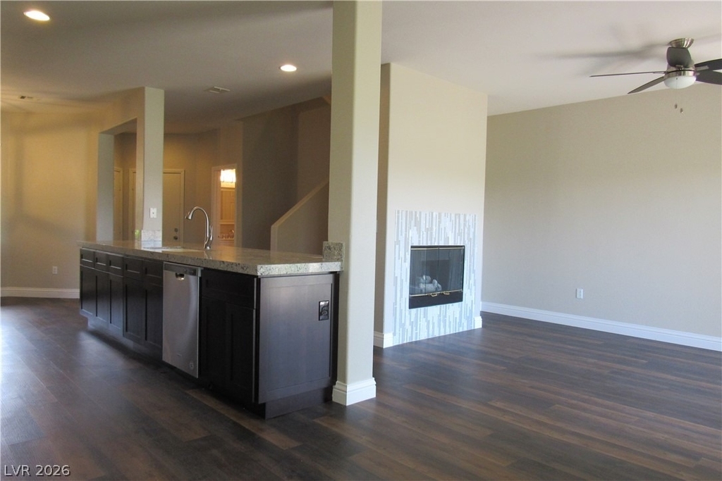 712 Peachy Canyon Circle - Photo 2