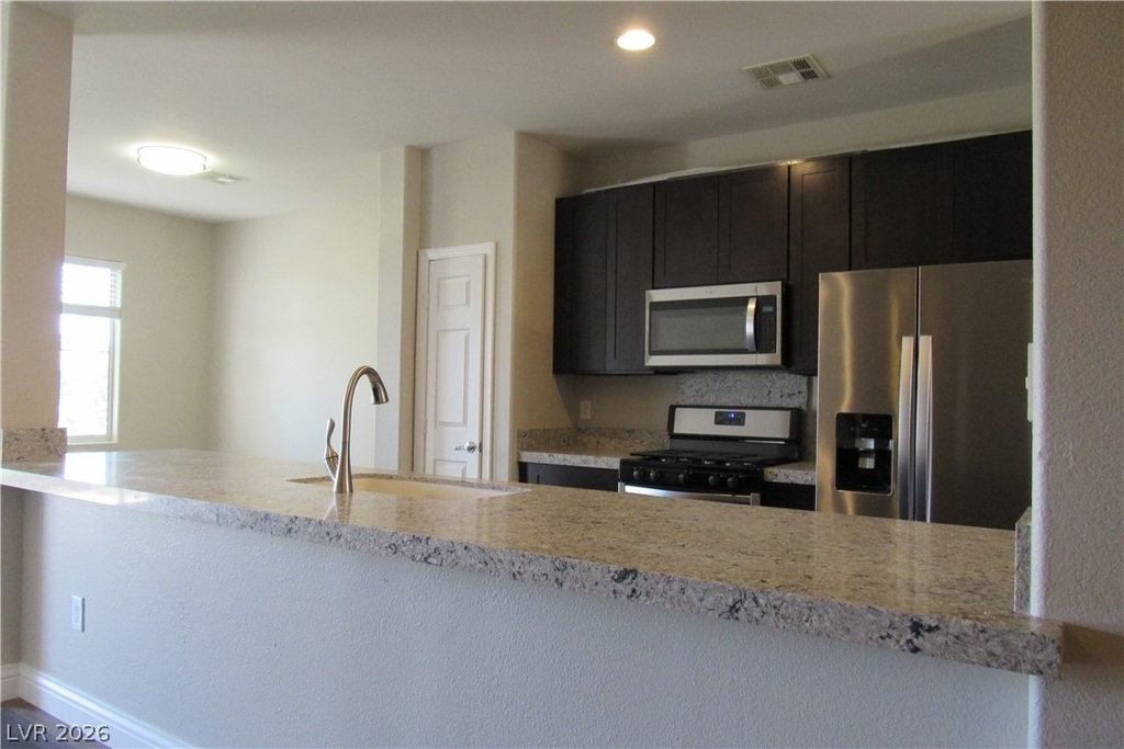 712 Peachy Canyon Circle - Photo 4