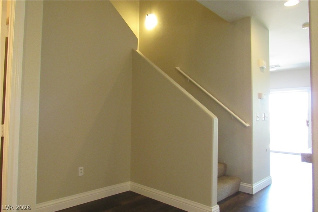 712 Peachy Canyon Circle - Photo 9