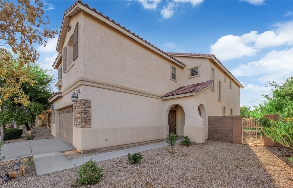 10503 Bella Camrosa Drive - Photo 1