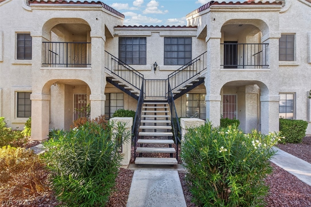 4724 Nara Vista Way - Photo 34