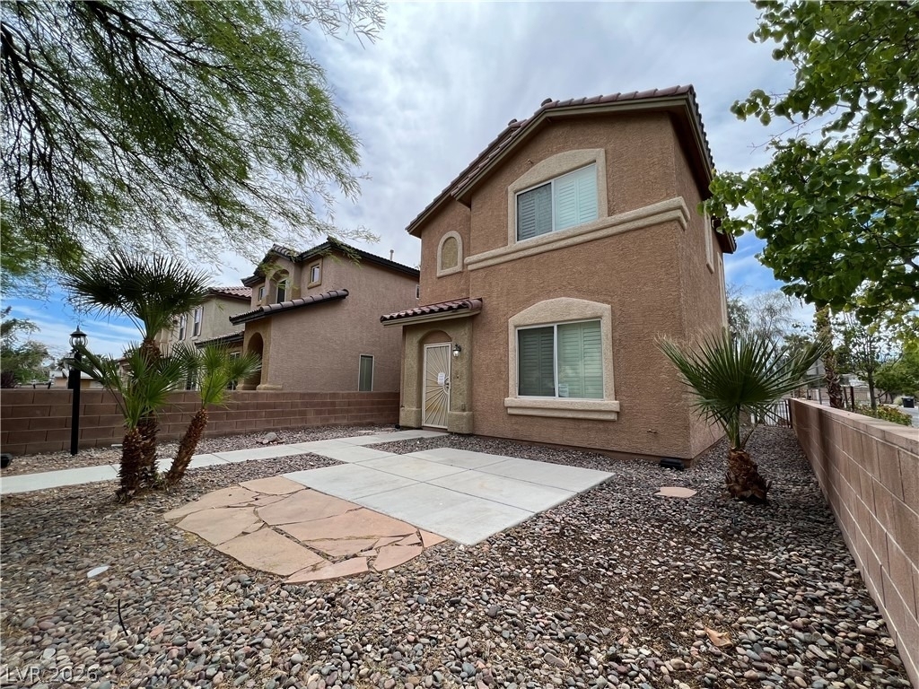 260 Lazy Posey Court - Photo 0