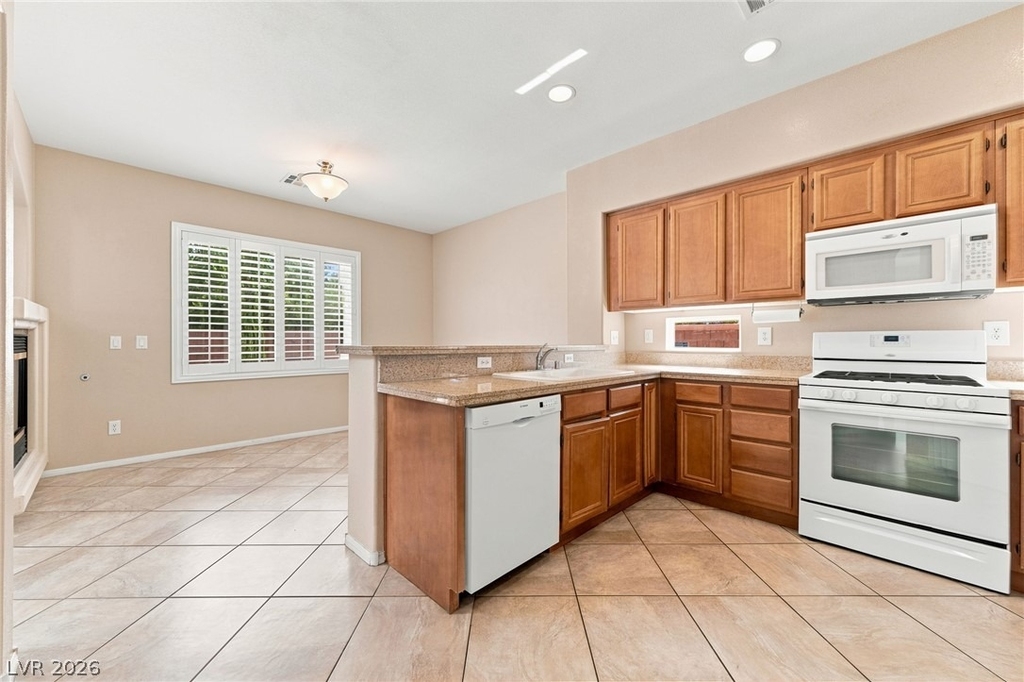 11436 Diveley Avenue - Photo 31