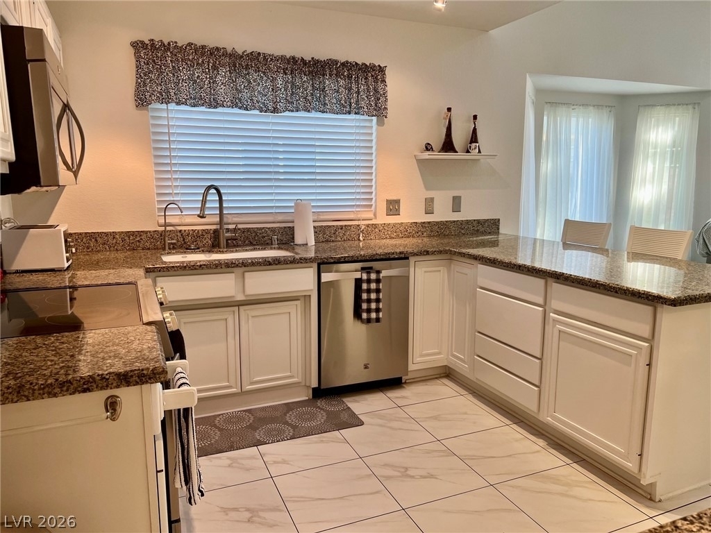 2833 Sungold Drive - Photo 8