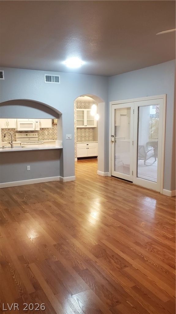 7636 Rolling View Drive - Photo 17